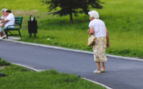 samontość osób starszych